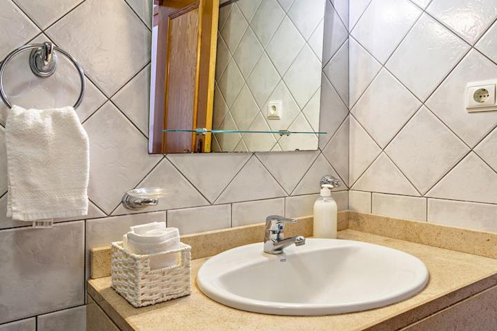 Mcr Funchal Apartment Ngoại thất bức ảnh