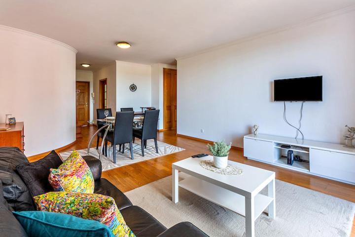 Mcr Funchal Apartment Ngoại thất bức ảnh